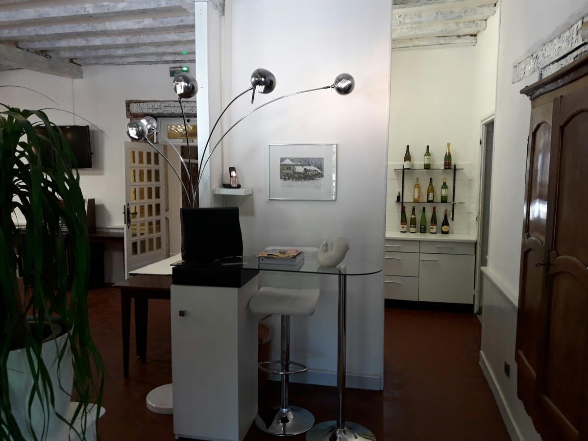 Hotel Restaurant La Croix Blanche Лион Экстерьер фото